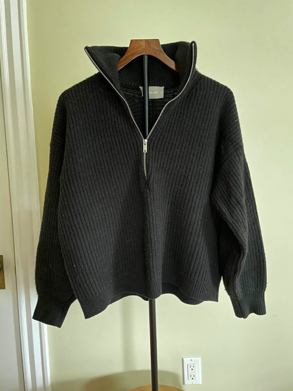 Everlane Black Medium Half-Zip Sweater in Luxe Merino